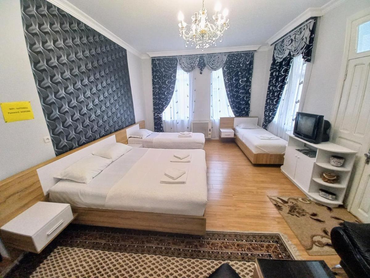 Aparthotel Rioni Kutaisi Exteriör bild