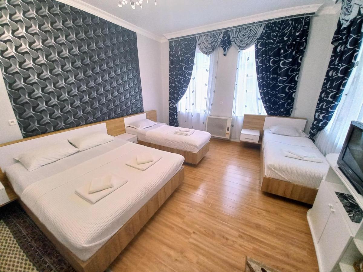 Aparthotel Rioni Kutaisi Exteriör bild