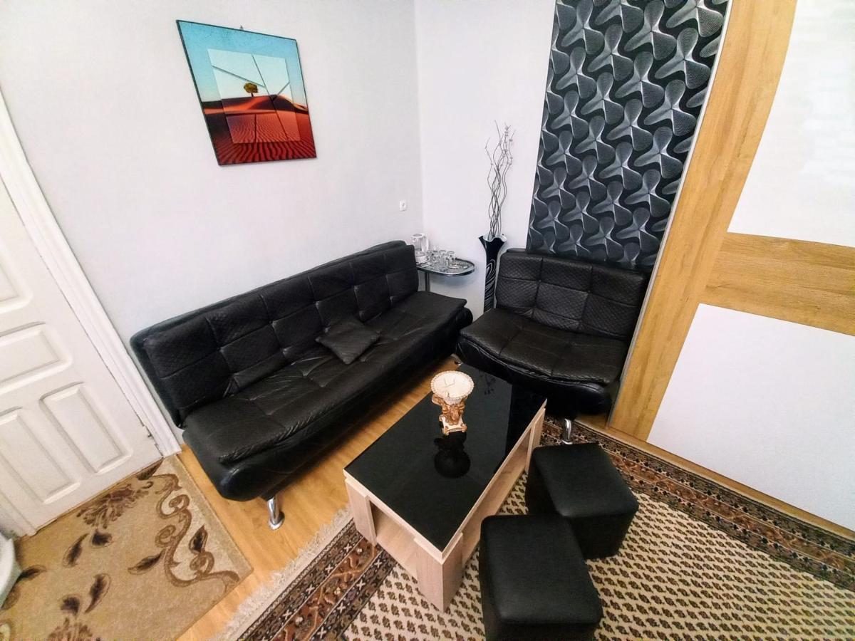 Aparthotel Rioni Kutaisi Exteriör bild